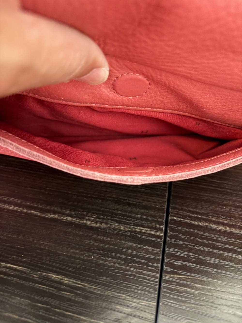 🌸 NWT Hammitt VIP Medium Crossbody - Rogue Pink Leather & Brushed Gold Rivets! - Picture 9 of 11